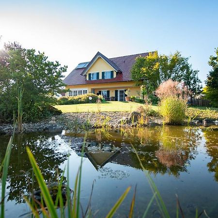 Einzigartige Naturoase Im Sueden Von Ingolstadt Brautlach エクステリア 写真